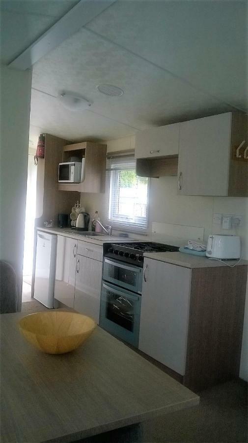 West Lodge Caravan Park Comrie Extérieur photo