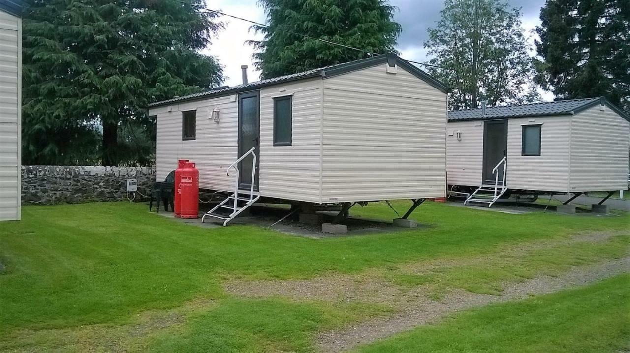 West Lodge Caravan Park Comrie Extérieur photo