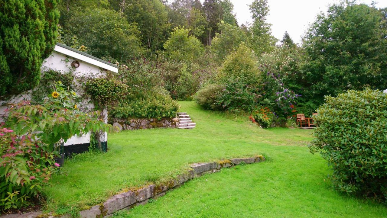 West Lodge Caravan Park Comrie Extérieur photo